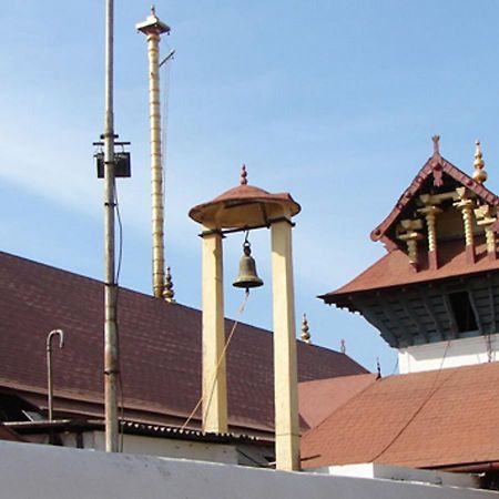 Guruvāyūr Seethas Regency酒店 外观 照片